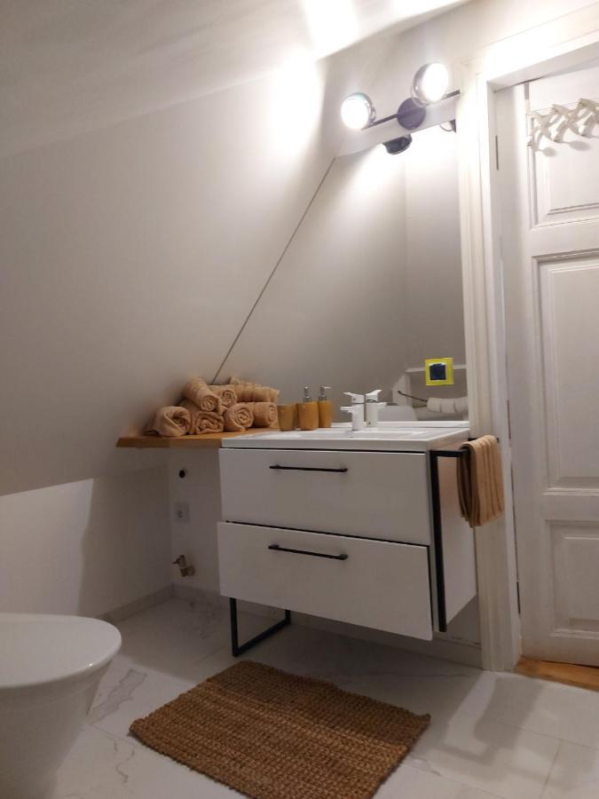 Modern History Apartment タリン エクステリア 写真