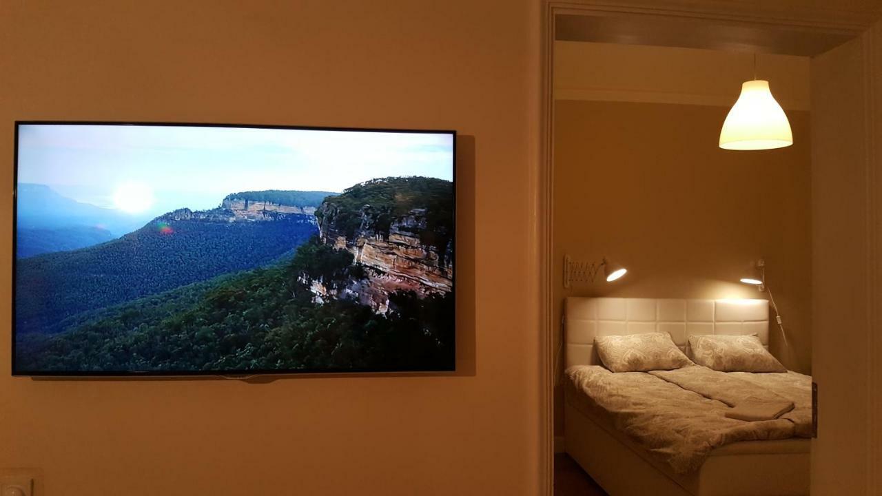 Modern History Apartment タリン エクステリア 写真