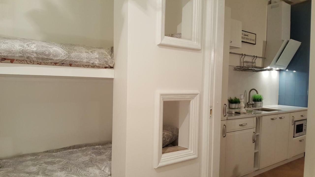 Modern History Apartment タリン エクステリア 写真