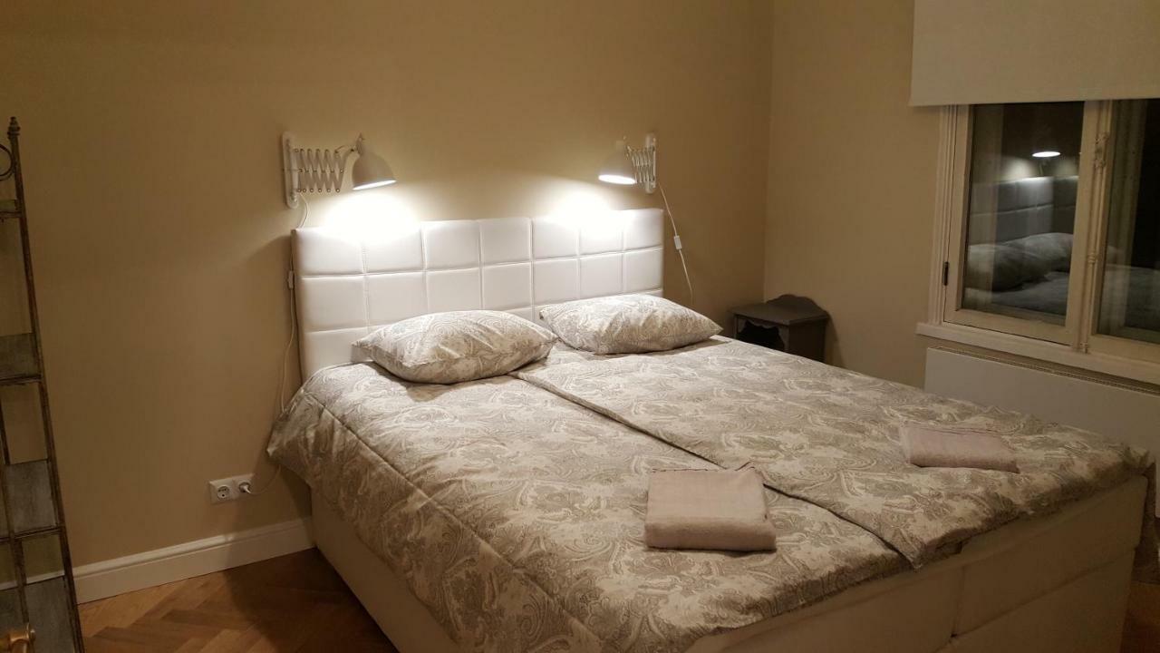 Modern History Apartment タリン エクステリア 写真
