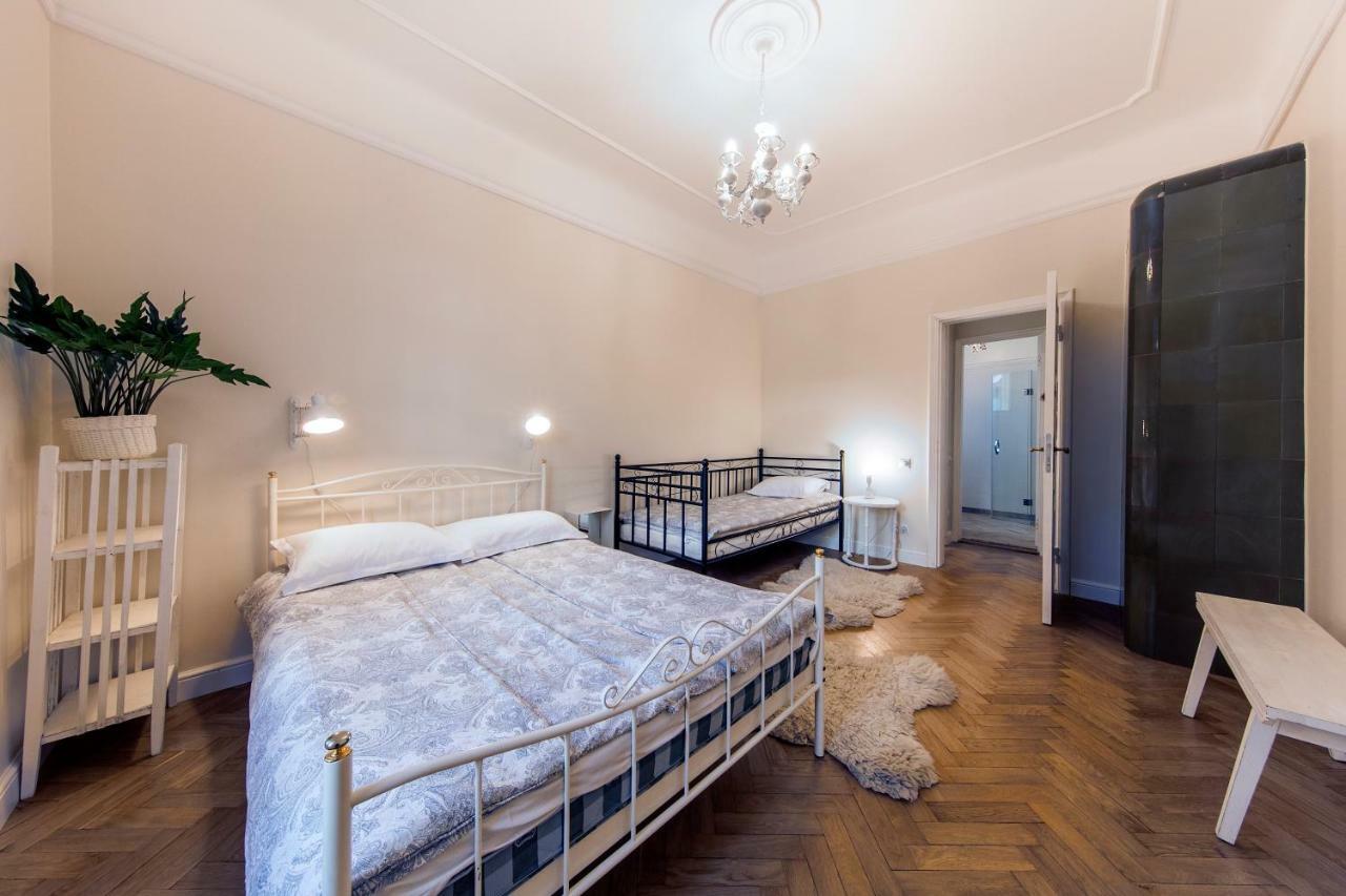 Modern History Apartment タリン エクステリア 写真