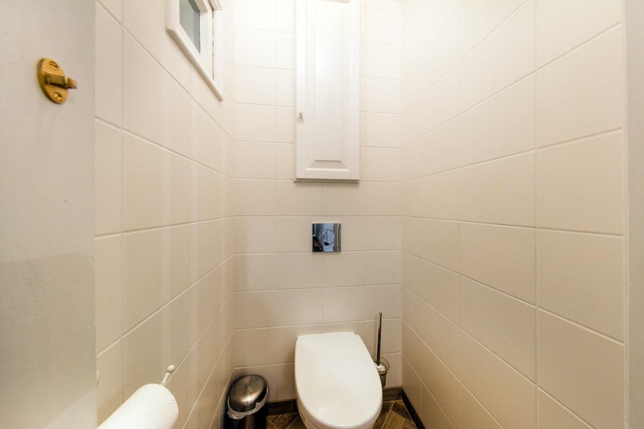 Modern History Apartment タリン エクステリア 写真